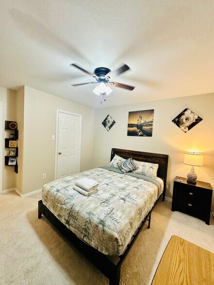 Building Photo - 4904 Bolero Ct