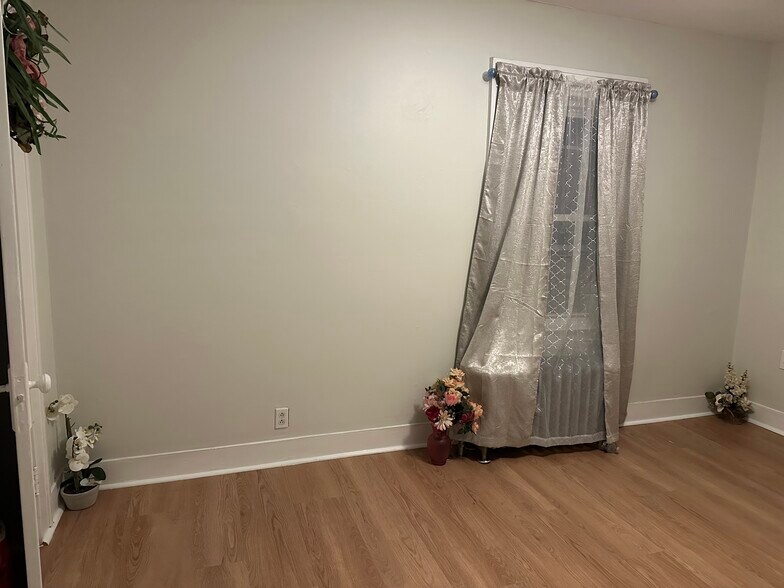 Building Photo - 269 N 1st Ave