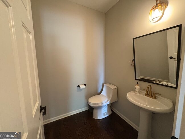 Building Photo - 3755 Ridgeside Ct