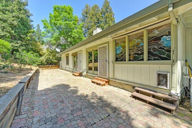 Building Photo - Rancho Murieta Treasure