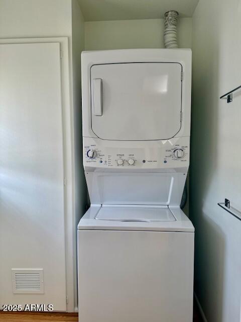 Building Photo - 10236 W Pinehurst Dr