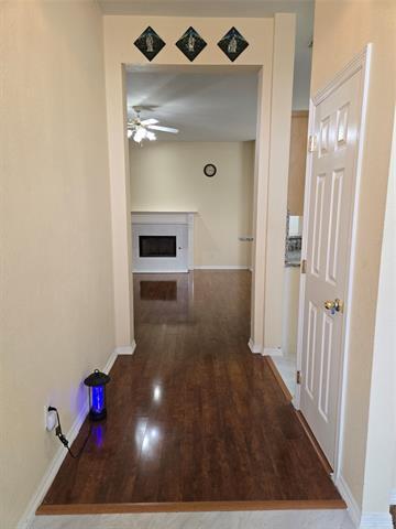 Building Photo - 1712 Alpine Dr