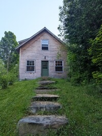 Building Photo - 31 Town Hwy 14
