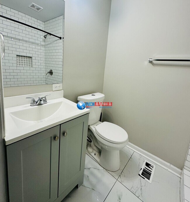 Building Photo - Renovated 4-bedroom ranch in Stone Mountain