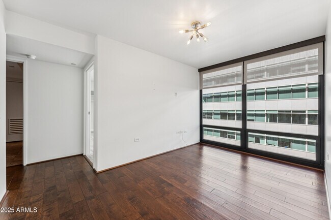 Building Photo - 4808 N 24th St