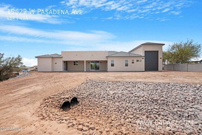 Building Photo - 19622 W Pasadena Ave