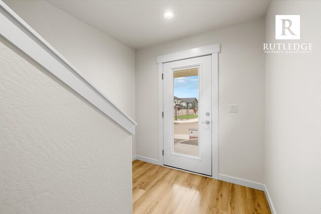 Building Photo - STUNNING 3 Bed / 2.5 Bath Brand New Townhome!!