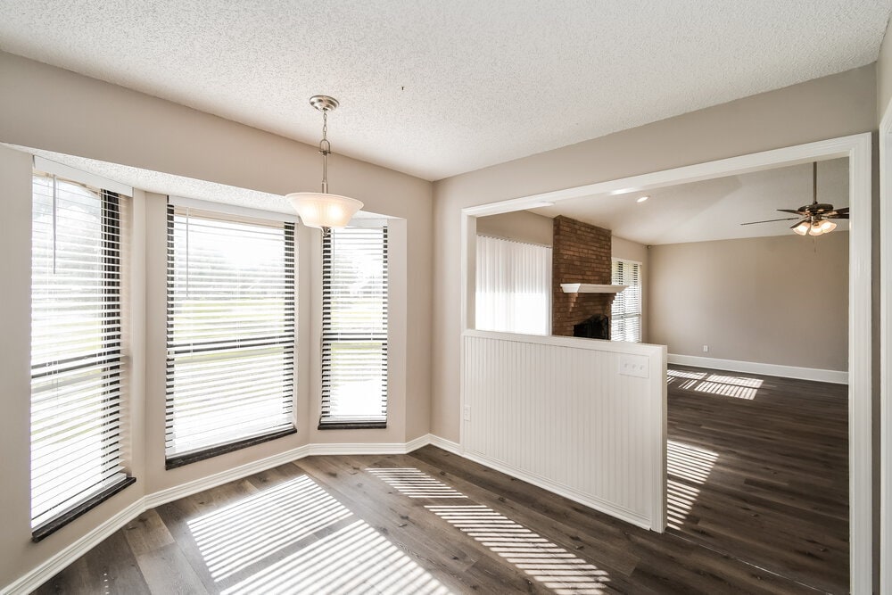 Building Photo - 8930 Irongate Dr