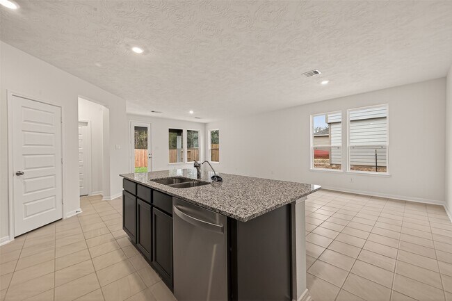 Building Photo - 814 Mustang Rdg Ter