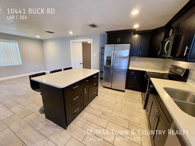 Building Photo - 10441 Buck Rd