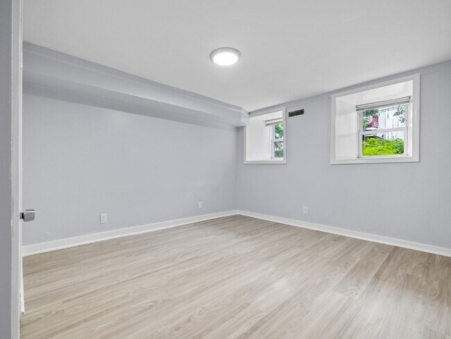 Building Photo - 43 Coleman St