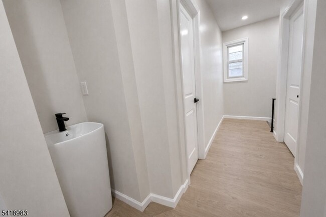 Building Photo - 310 Winans Ave