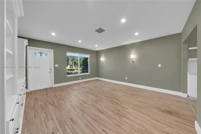 Building Photo - 3145 Segovia St