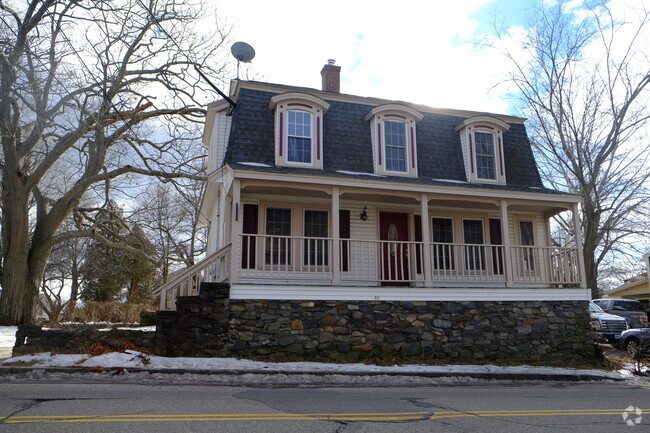 Building Photo - 65 Government Street