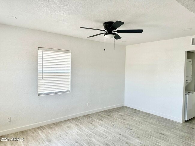 Building Photo - 6808 N 23rd Ave