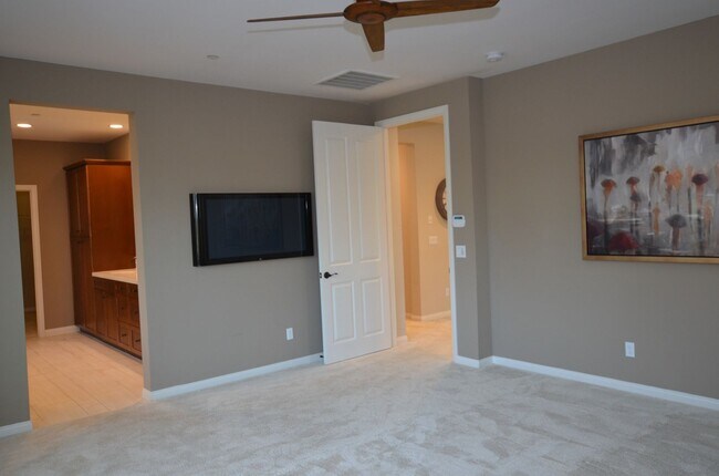 Building Photo - 1005 Sea Glass Wy