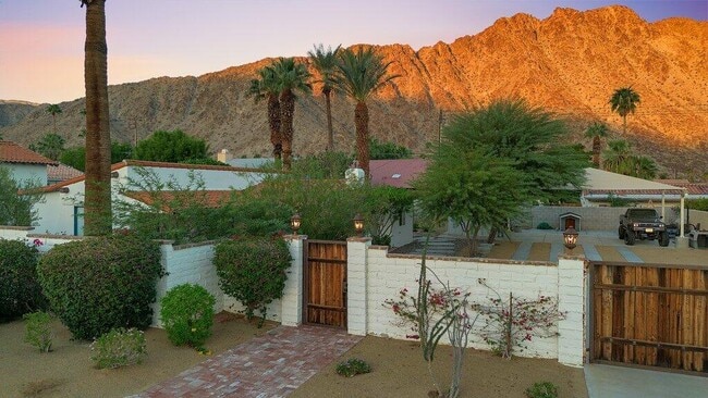 Building Photo - 52123 Avenida Diaz