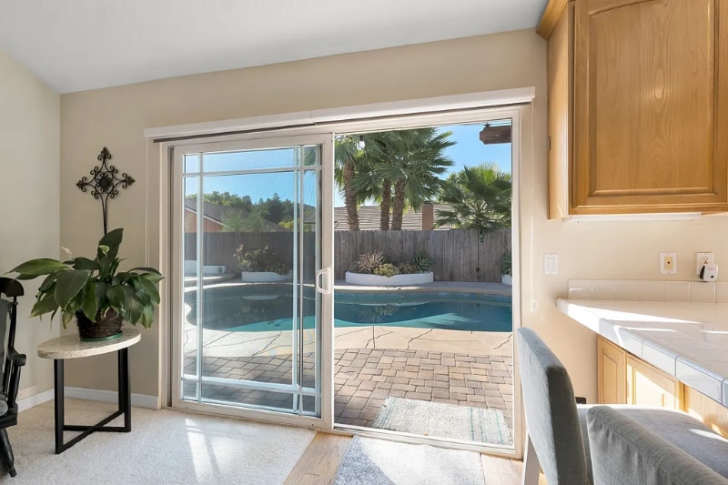 Building Photo - 2802 E Sierra Dr