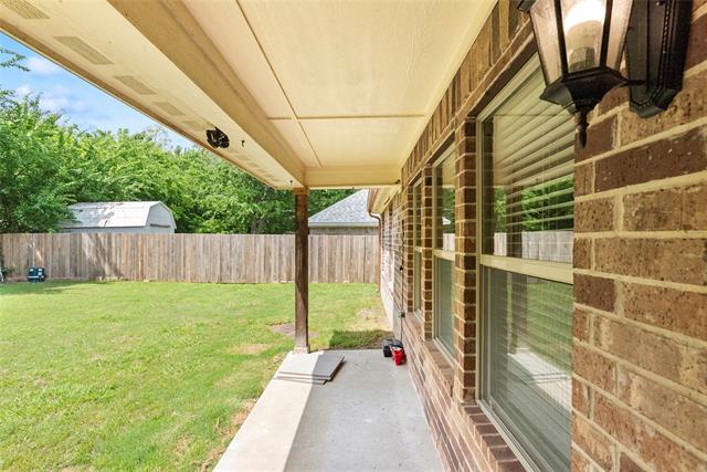 Building Photo - 750 S Valentine Dr