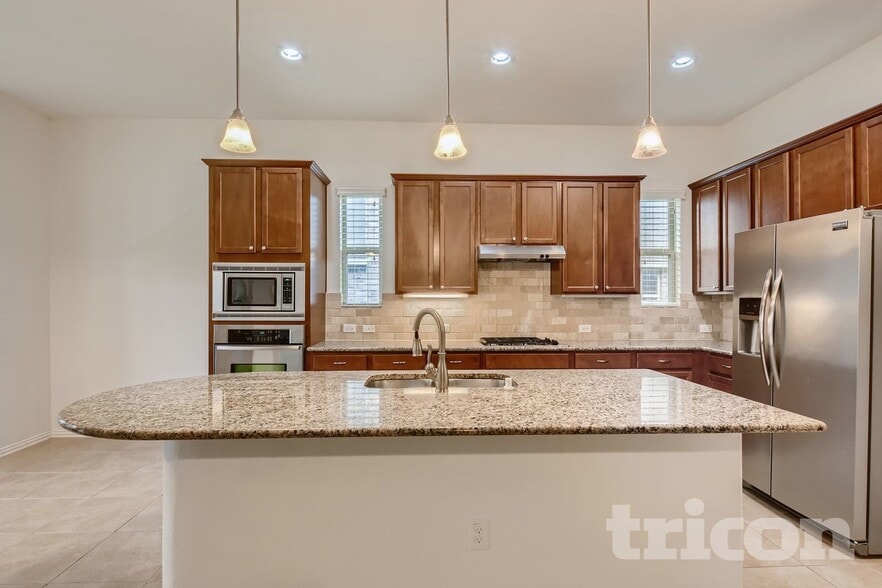 Building Photo - 5024 Kestrel Dr