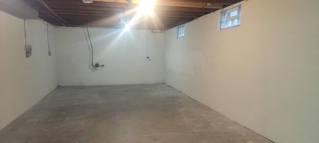 Building Photo - 1726 Eddystone Ave