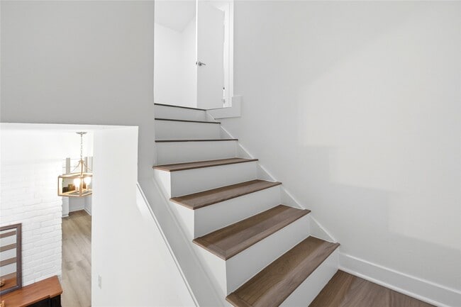 Building Photo - 9407 Denbury Way
