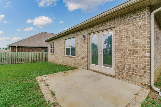 Building Photo - Stunning Two-Story Home with 4 Bedrooms, 2...