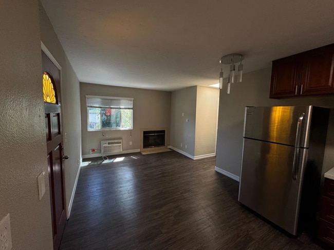 Building Photo - 6755 Mission Gorge Rd