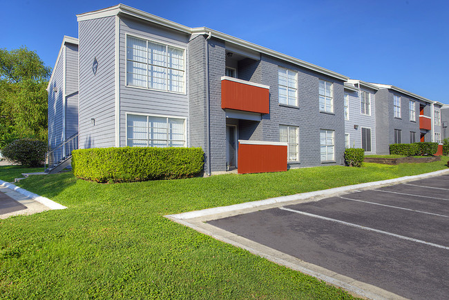 Building Photo - Windbury Apartments