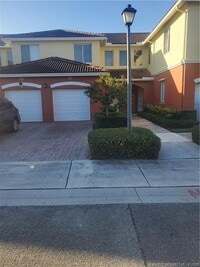 Building Photo - 47 SE Sedona Cir