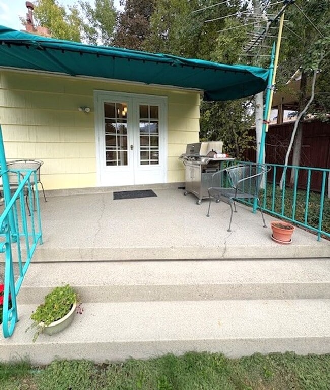 Building Photo - 4 Bedroom Home in Holladay