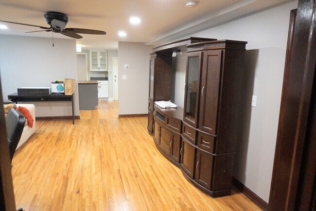 Floorplan - 1899 Selby Avenue