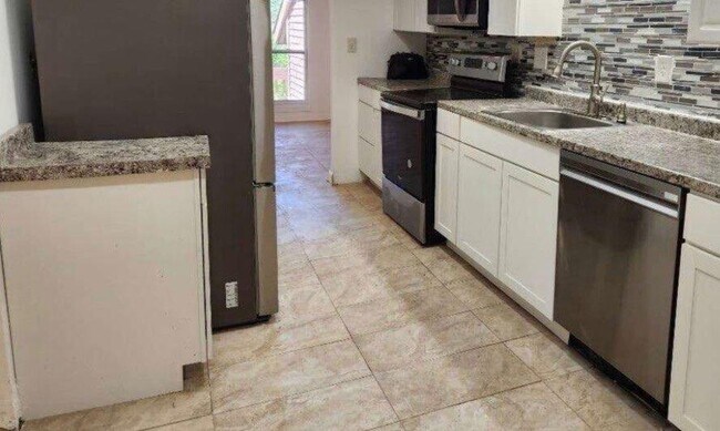 Building Photo - 2565 Terrace Trail