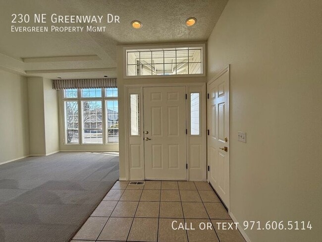 Building Photo - 230 NE Greenway Dr