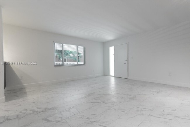 Building Photo - 5301 SW 77th Ct