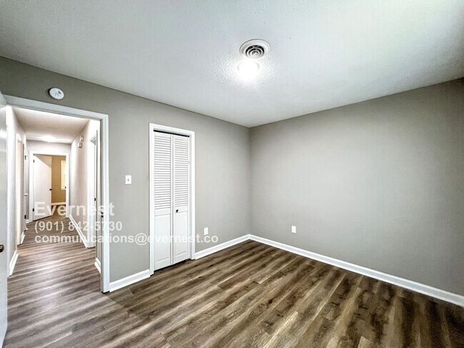 Building Photo - 731 Cumberland Cove
