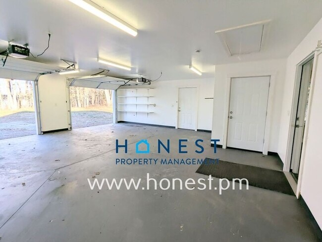 Building Photo - 20 Lexi Ln