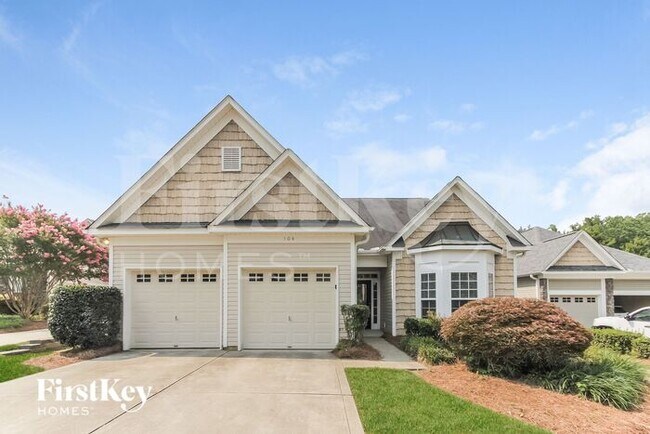 Primary Photo - 104 Ivy Creek Ln