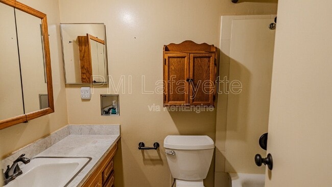 Building Photo - 2513 Oswego Ln