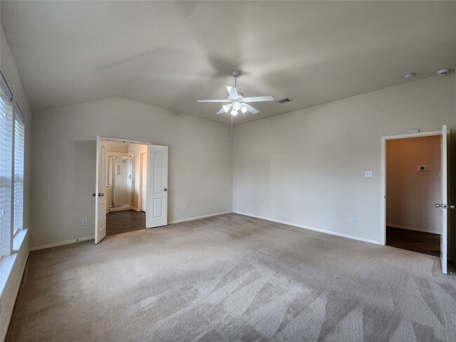 Building Photo - 15135 Heron Meadow Ln