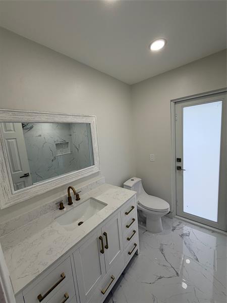 Building Photo - 1360 NW 94th Ave