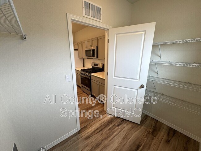 Building Photo - 8082 Jayla Trl