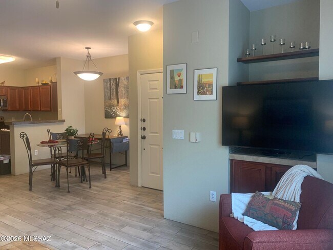 Building Photo - 1500 E Pusch Wilderness Dr