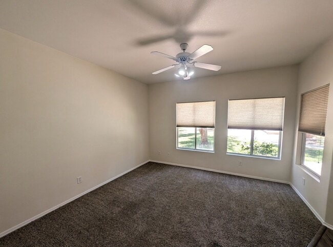 Building Photo - 3 Bedroom Townhome at Townes at Southpark ...