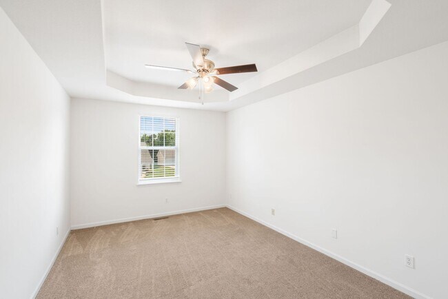 Building Photo - 1721-1723 Juniper Dr.