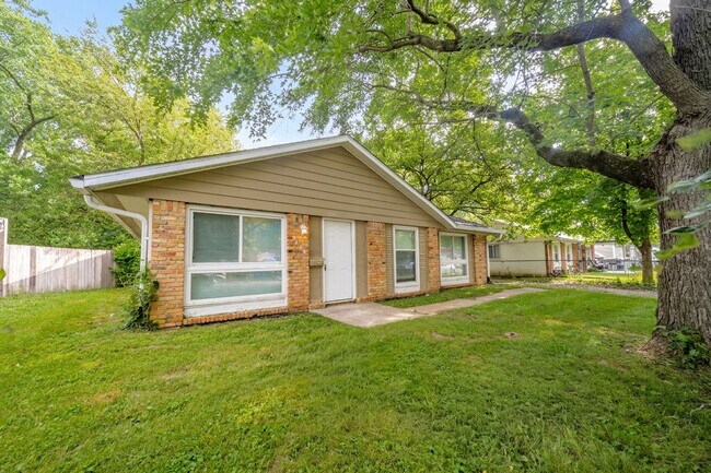 Building Photo - 9438 Conried Dr