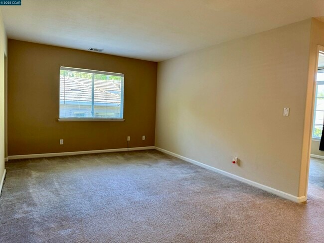 Building Photo - 5179 Keller Ridge Dr