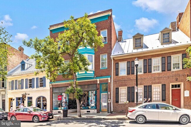 Building Photo - 231 N Market St