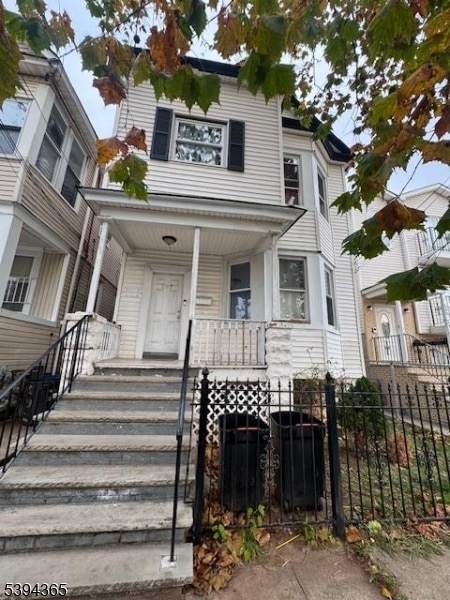 Building Photo - 537 S Park St