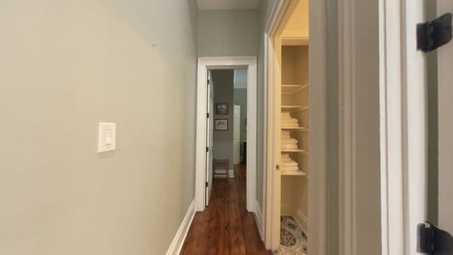 Building Photo - Well-Kept 2-Bedroom, 1-Bath Home in a Desirable Location!